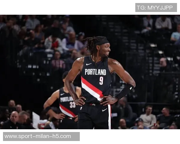 开拓者在半场战报中领先爵士21分阿夫迪亚贡献23分7篮板表现出色